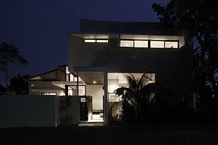 Bligh Voller Neild C Australia | House for S & P C Brisbane